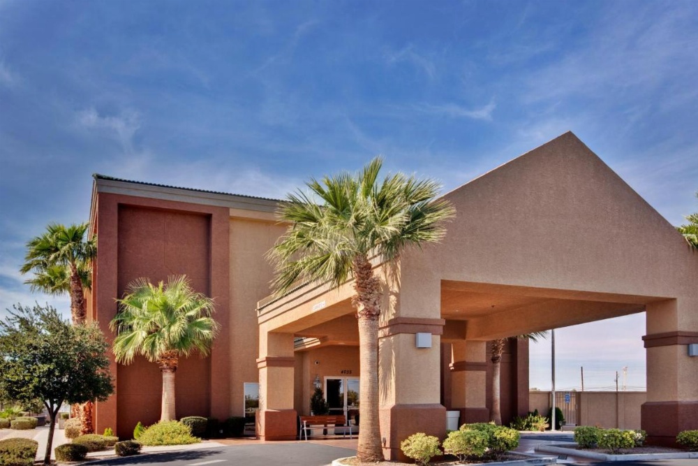 Holiday Inn Express Las Vegas-Nellis Image 15
