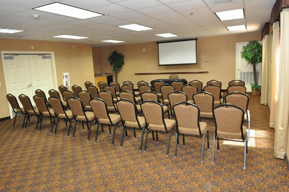 Holiday Inn Express Las Vegas-Nellis Image 18