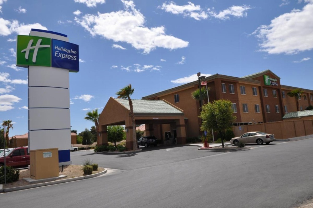 Holiday Inn Express Las Vegas-Nellis Image 19