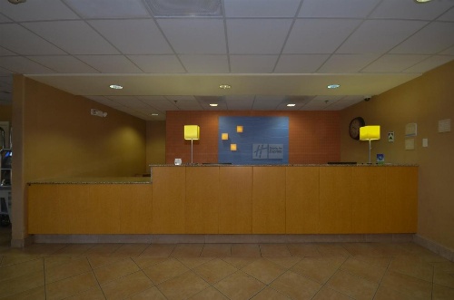 Holiday Inn Express Las Vegas-Nellis image 2
