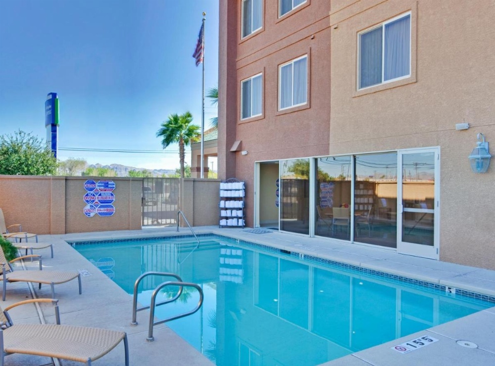 Holiday Inn Express Las Vegas-Nellis Image 27