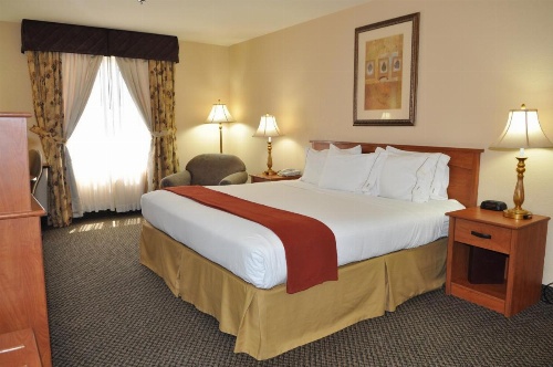 Holiday Inn Express Las Vegas-Nellis image 28