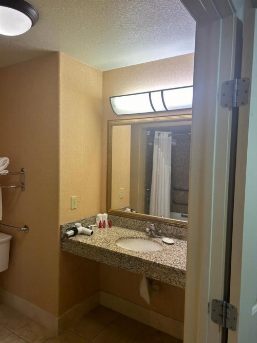 Holiday Inn Express Las Vegas-Nellis image 33