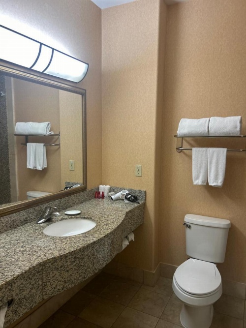 Holiday Inn Express Las Vegas-Nellis image 40